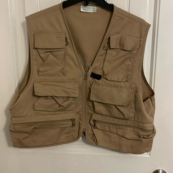 Vintage Alexander’s Kansas‎ City, Kansas men’s extra large hunting fishing vest - Picture 1 of 5